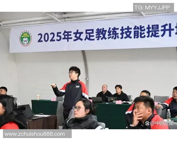 打造足球青训新平台助力年轻球员成长与发展全面提升技能与素养
